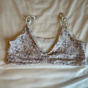 Wolven Reversible Sports Bra